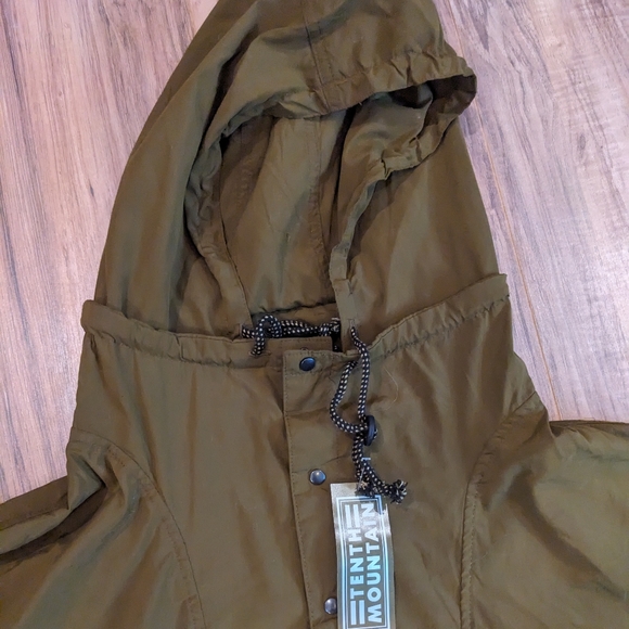 Tenth Mountain wind breaker - Picture 3 of 3